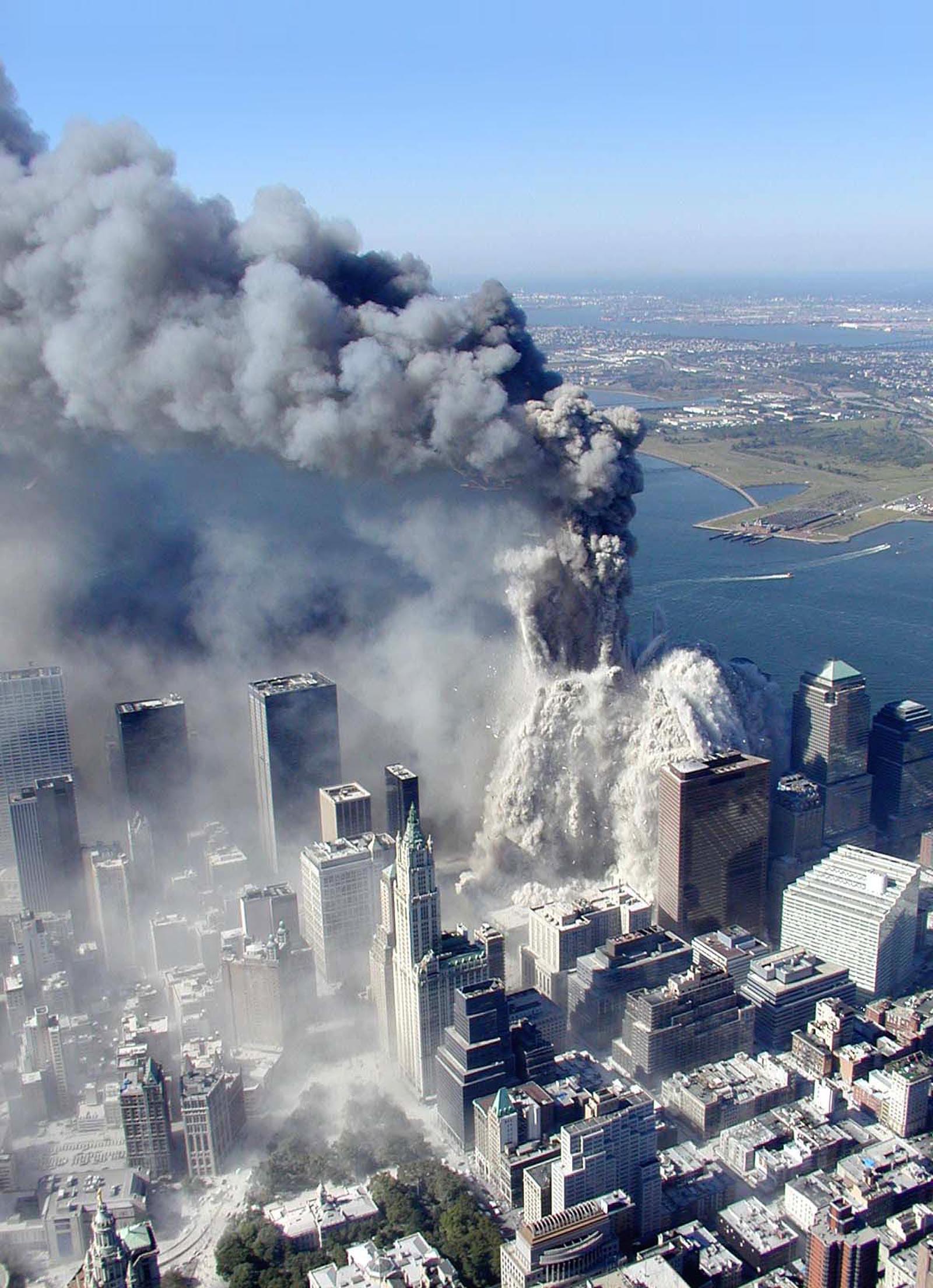 Dr Judy Wood in Toronto (9-11-2016)